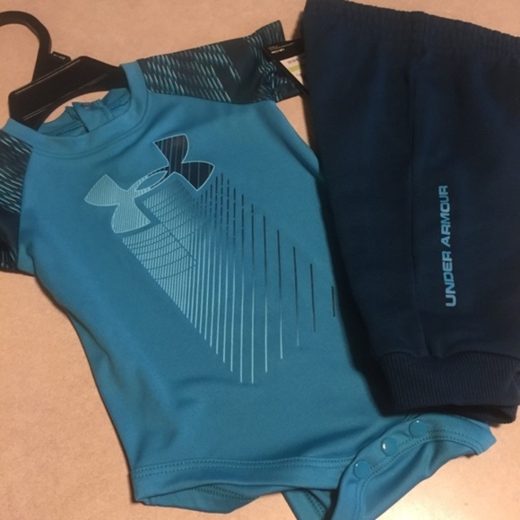 Under Armour Other - Under Armour 3/6M onesie and sweat pants outfit